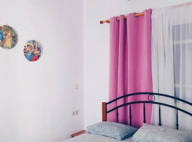 דירה Irene Emborios