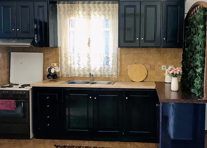 Irene شقة Emborios